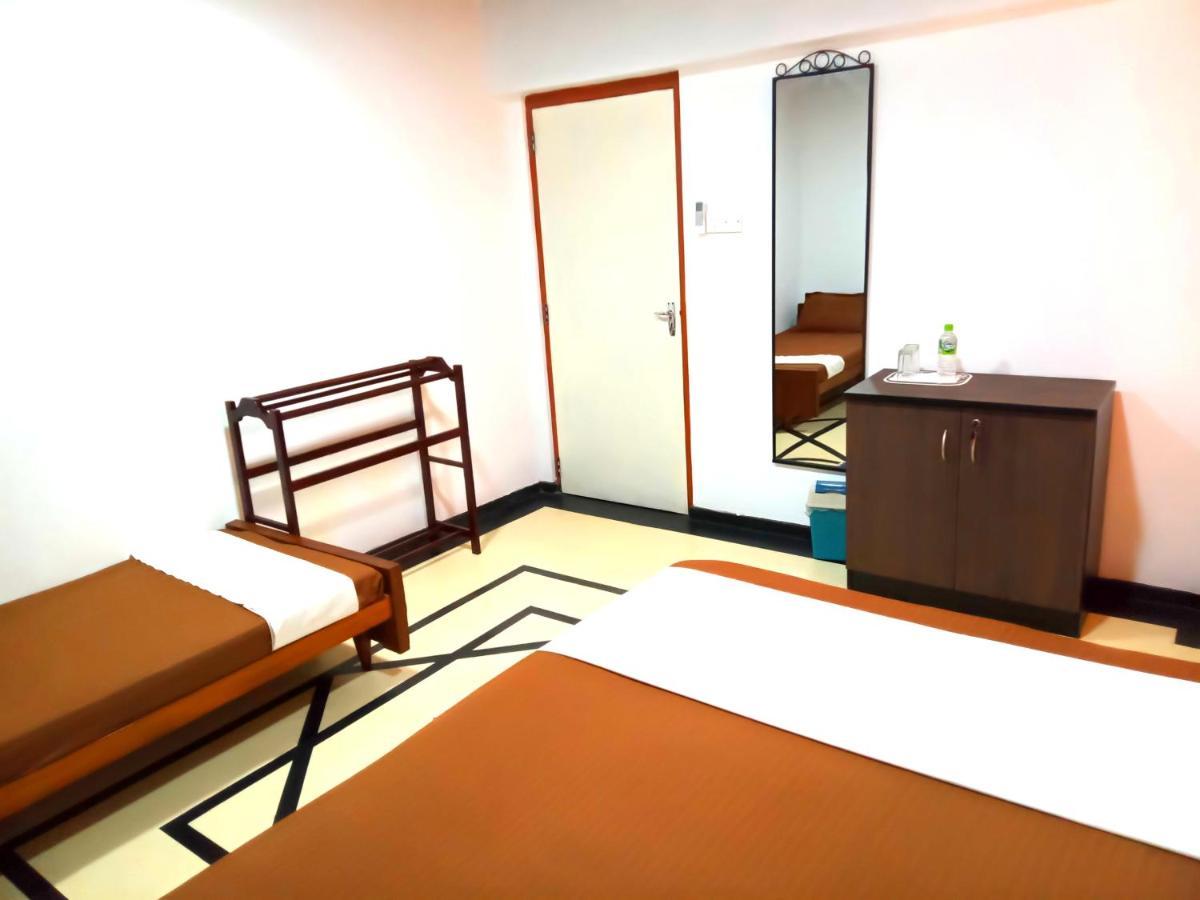 Sobaya Appartement Anuradhapura Buitenkant foto