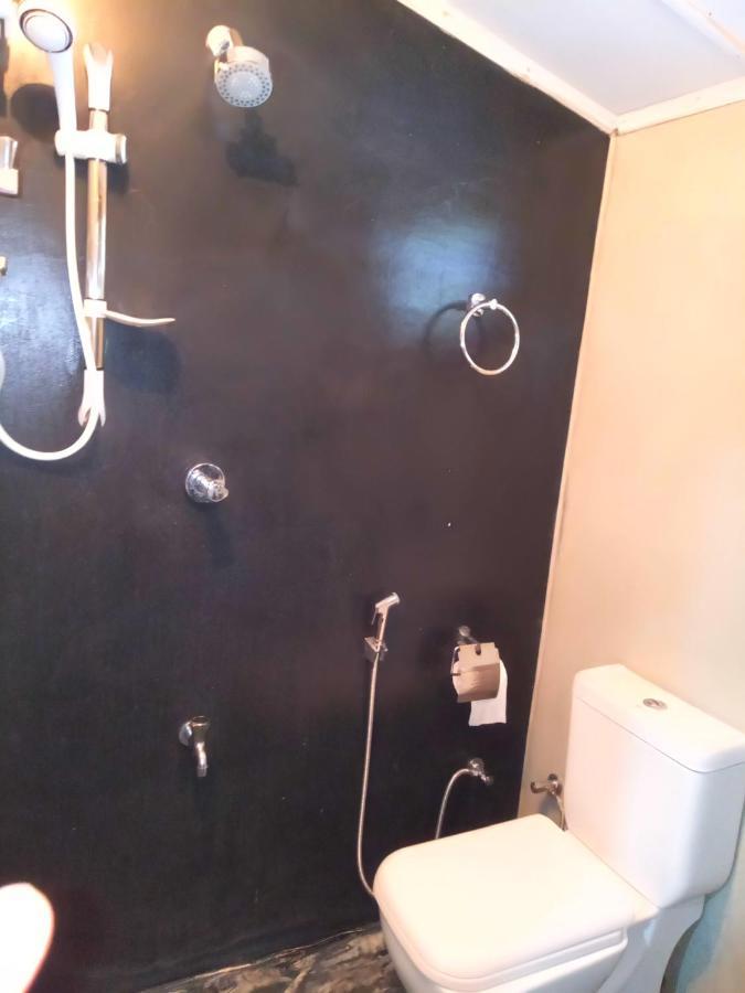 Sobaya Appartement Anuradhapura Buitenkant foto