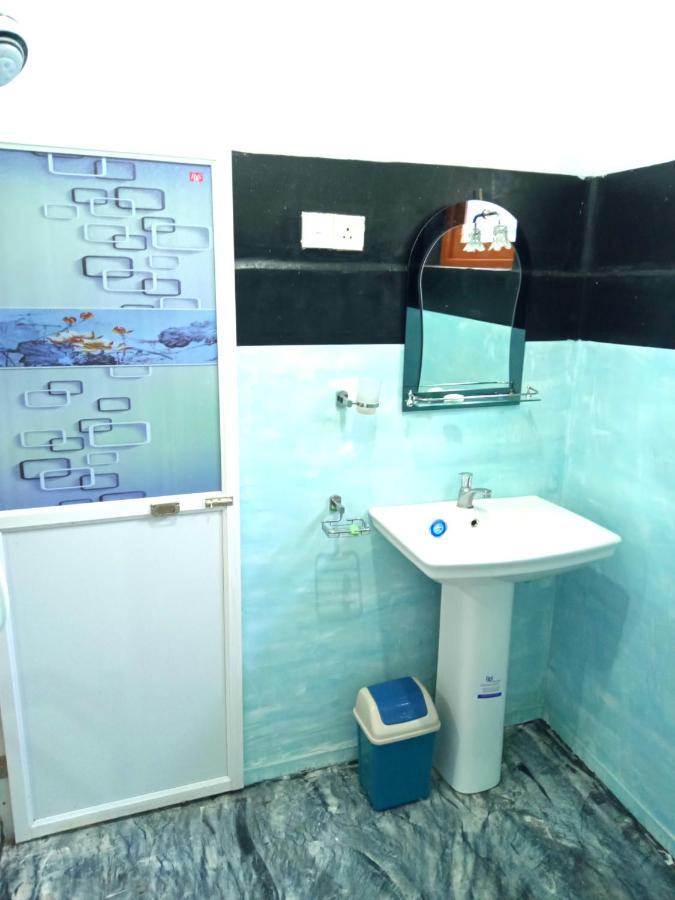 Sobaya Appartement Anuradhapura Buitenkant foto